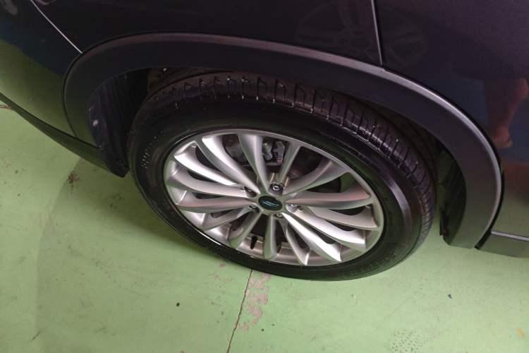 Used CHANGAN OSHAN X7 PLUS 2022 1.5T Blue Whale Edition Automatic Luxury 7-Seater