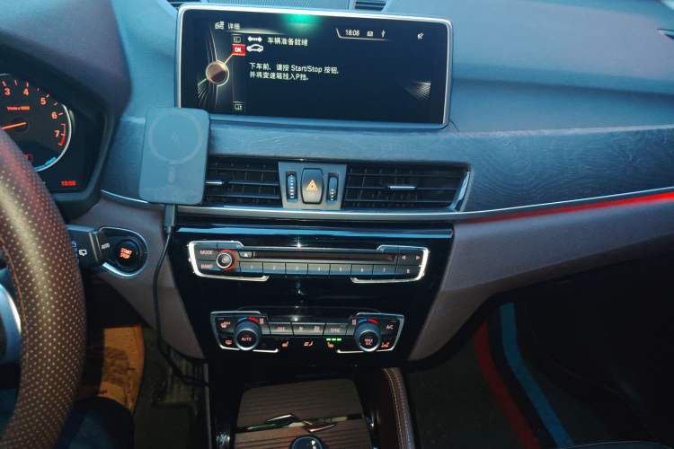 Used BMW X1 New Energy 2017 xDrive25Le Audio And AC Panel