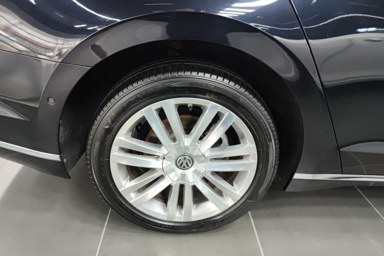 Used Volkswagen Phideon 2018 380TSI Two-Wheel-Drive Flagship Edition