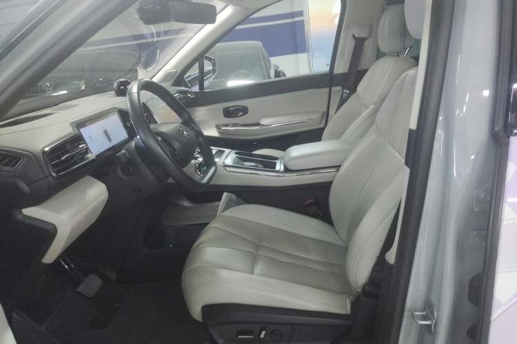 Used Nio ES8 2020 450 km Range 6-Seater Version