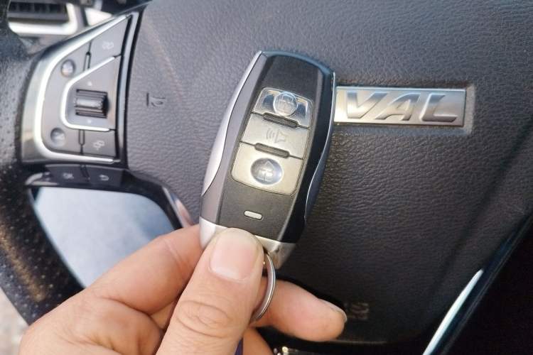 Used Haval H2 2016 Red Label 1.5T Manual Two-Wheel Drive Urban Edition