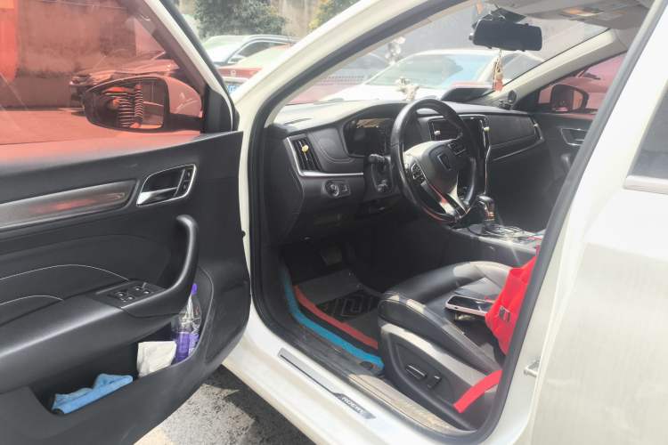 Used Roewe i6 2018 20T Automatic Internet ZhiZun Edition
