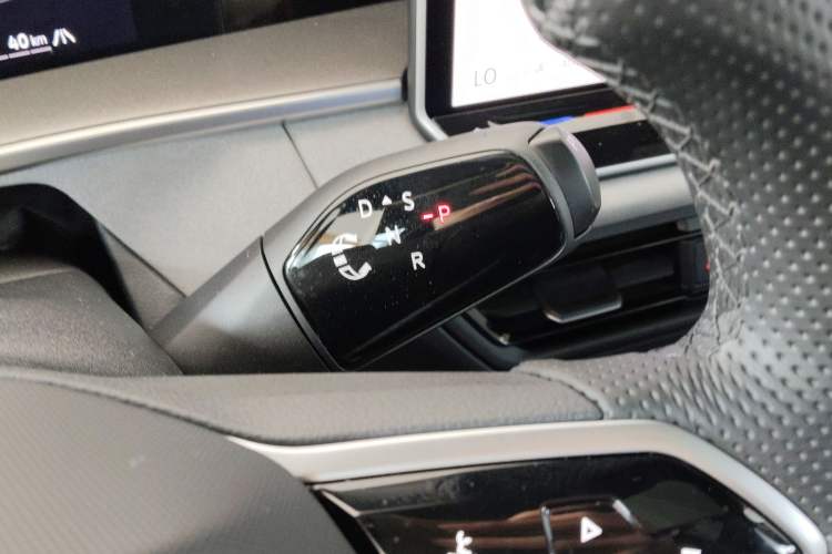 Used Volkswagen Tayron 2025 Tiguan L 380TSI 4Motion Luxury