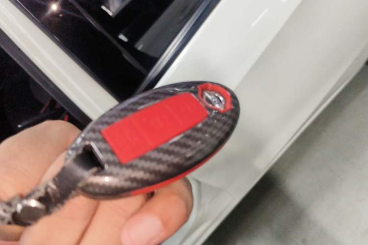 Used Nissan Lannia 2016 1.6L CVT Smart Cool Edition Interior 1