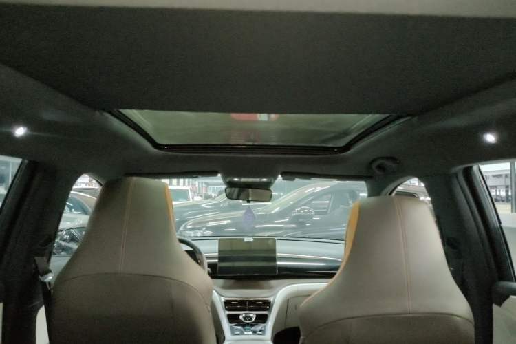 Used BYD Song Pro New Energy 2022 DM-i 110km Flagship Model Headliner