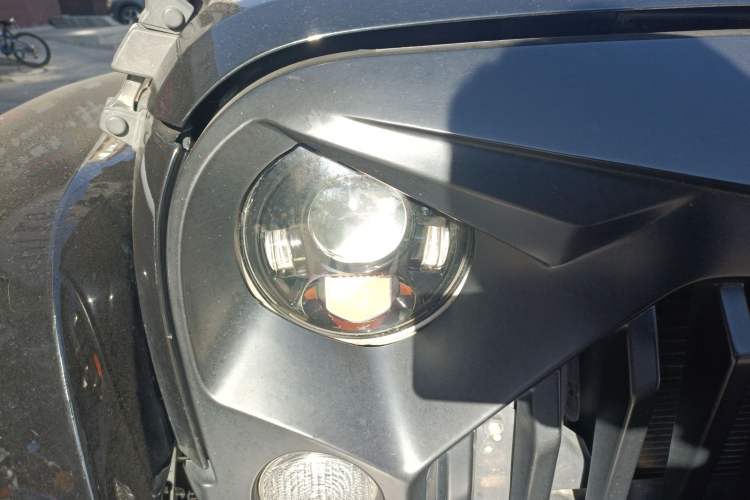 Used Jeep Wrangler 2017 3.0L Sahara Four-Door Comfort Edition
