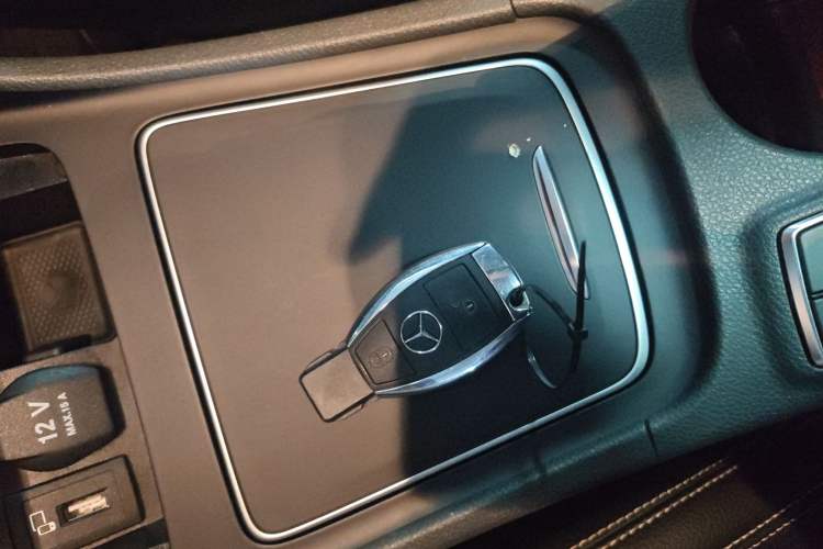Used Mercedes-Benz GLA 2019 GLA 200 Fashion Model Vehicle Key