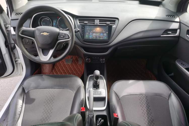 Used Chevrolet Lova RV 2016 1.5L Automatic Smart Drive Edition Center Console