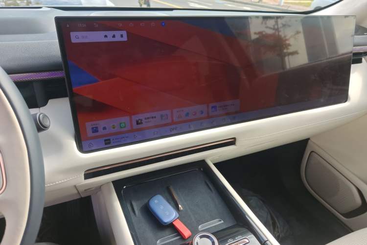 Used Lynk & Co 900 2025 2.0T Ultra
