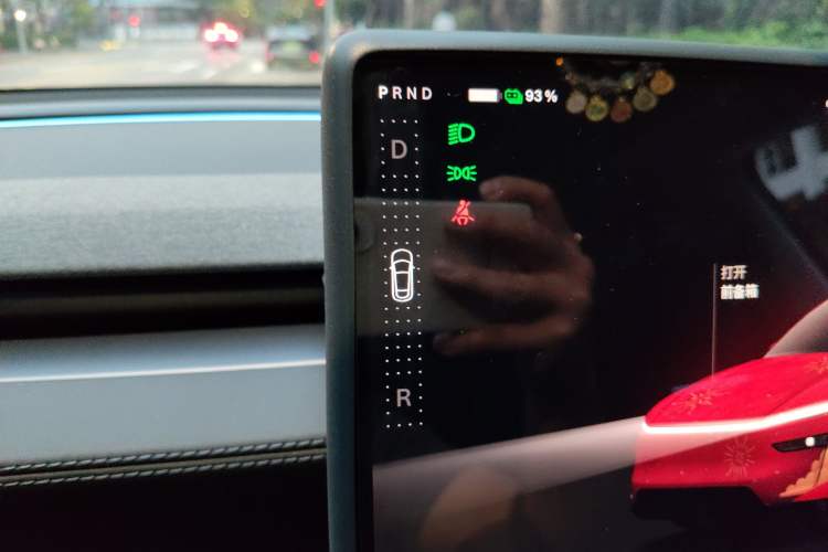 Used Tesla Model Y 2025 Rear-Wheel-Drive Version
