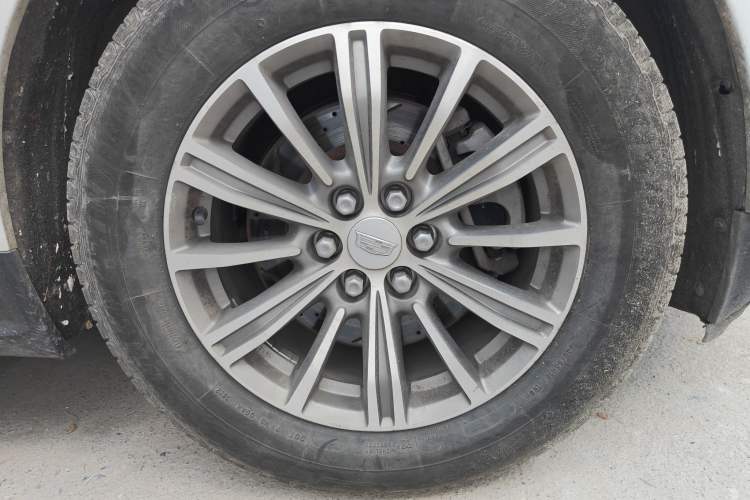 Used Cadillac XT5 2016 28T Four-Wheel Drive Luxury Model