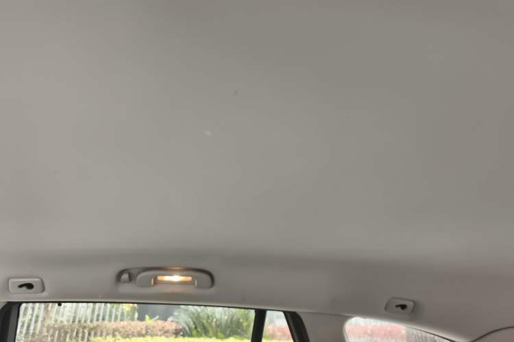 Used Mercedes-Benz R-Class 2011 R 300 L Business Model Headliner