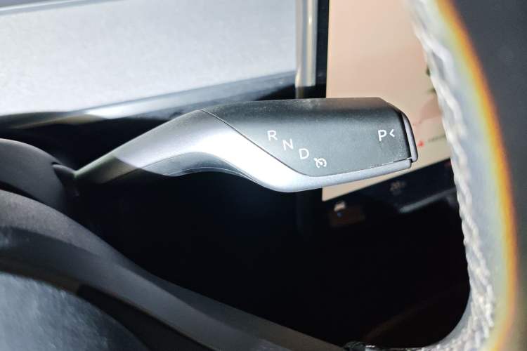 Used Tesla Model Y 2023 Rear-Wheel-Drive Version