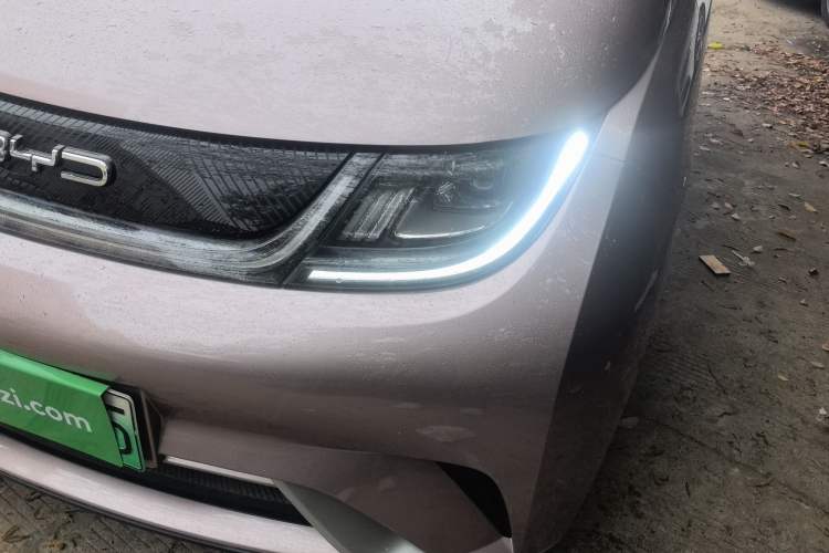 Used BYD Dolphin 2023 420 km Free Version Left Front Headlight
