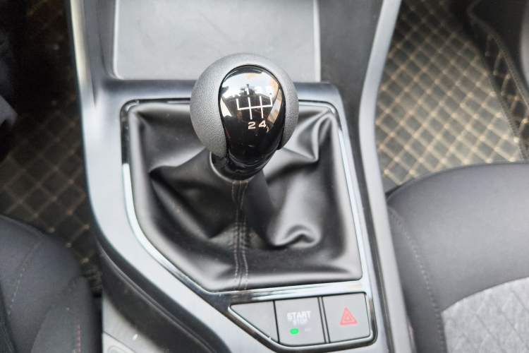 Used Roewe i5 2023 1.5L Manual Comfort Edition