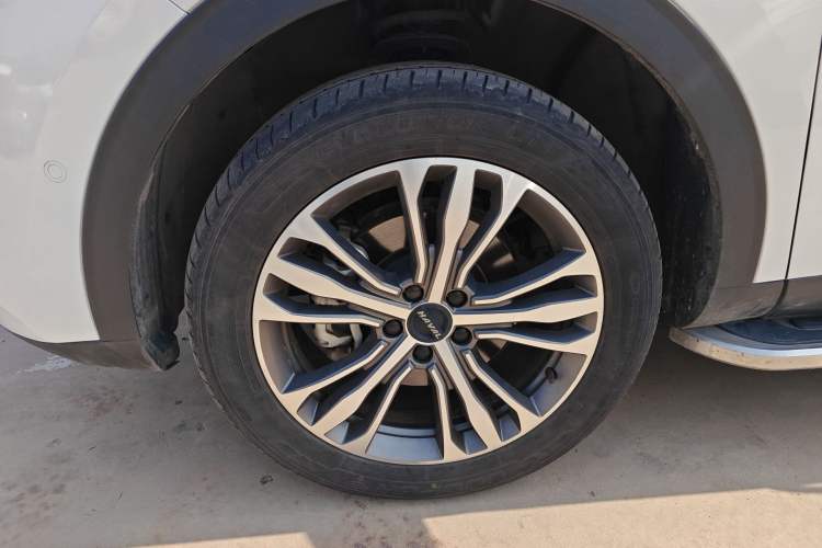 Used Haval F7 2021 2.0T All-Wheel Drive iJoy
