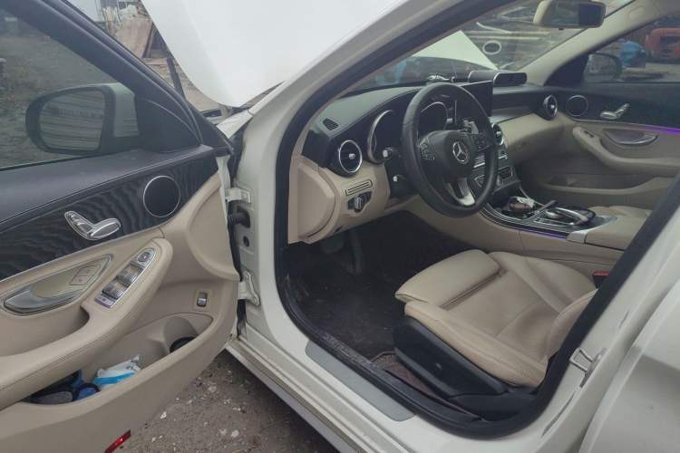 Used Mercedes-Benz C-Class 2016 C 180 L Sport Edition
