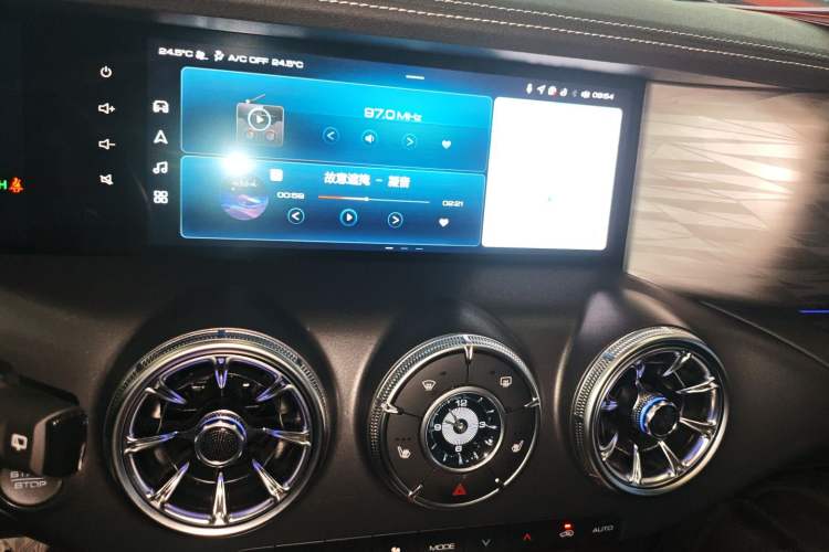 Used Tank 300 2023 Off-Road Edition 2.0T Conqueror Audio And AC Panel