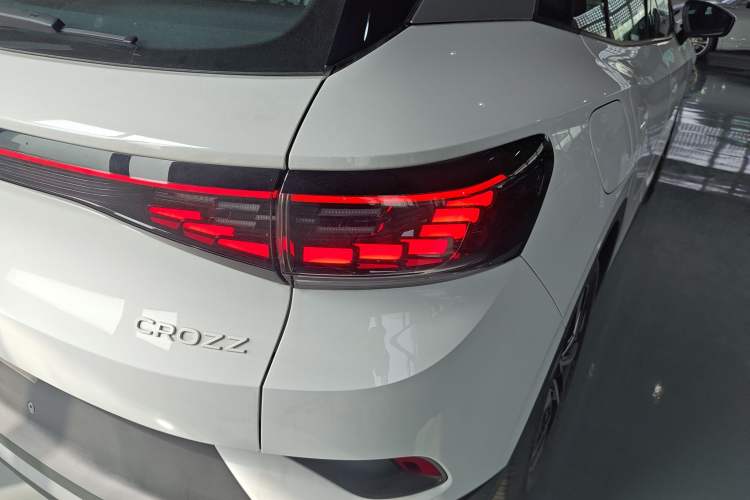 Used Volkswagen ID.4 CROZZ 2025 Pure Edition Right Rear Taillight