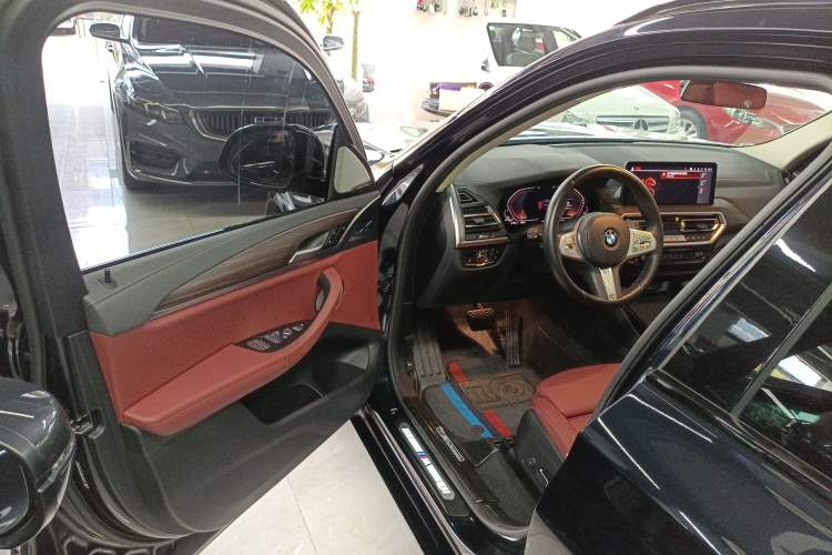 Used BMW X3 2023 Restyled xDrive30i Leading Edition M Night Sky Package
