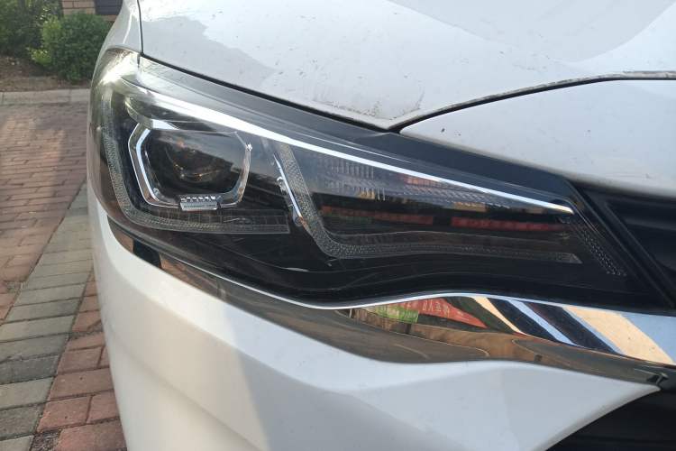 Used Chevrolet Monza 2022 320 Automatic Enjoyment Sunroof Version Right Front Headlight