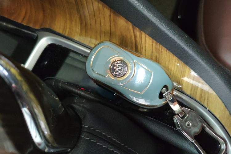 Used Buick GL6 2018 18T 6-Seater Prestige Model Interior 1