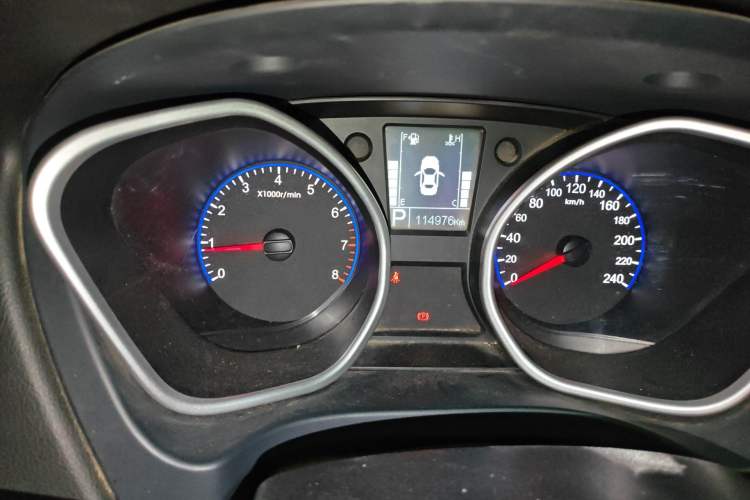 Used Geely Auto GX7 2015 Sport Edition 2.0L Automatic Luxury Model
