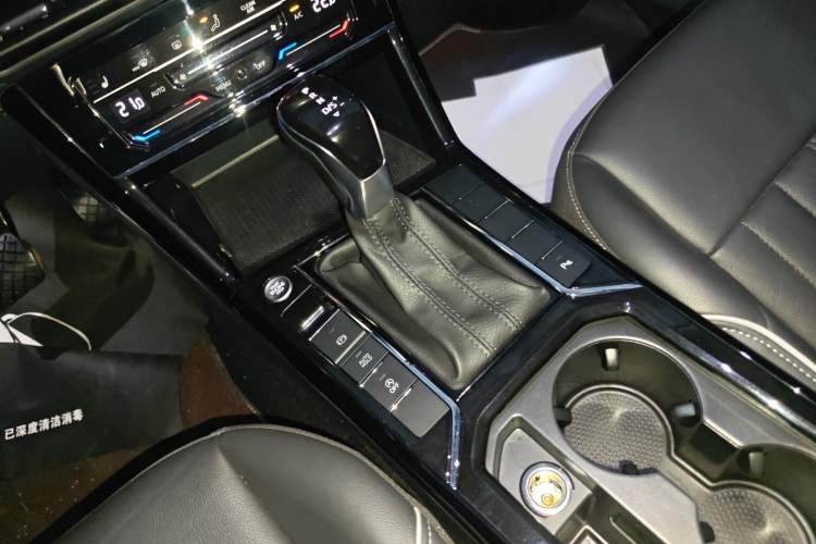 Used Volkswagen Passat 2023 330TSI Starry Elite Edition
