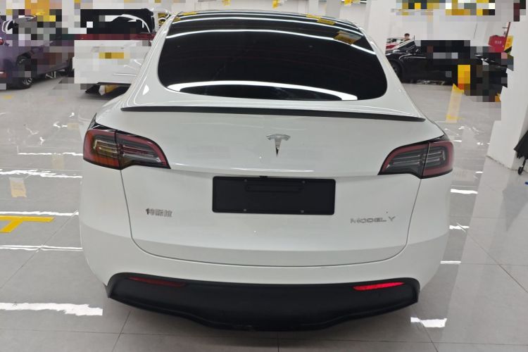 Used Tesla Model Y 2024 Long-Range All-Wheel-Drive Version

