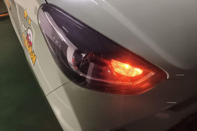 Used Chery Little Ant 2022 Sweet Pink Edition Half-Sugar Version Lithium Iron Phosphate 29.2 kWh 30 kW 301 km