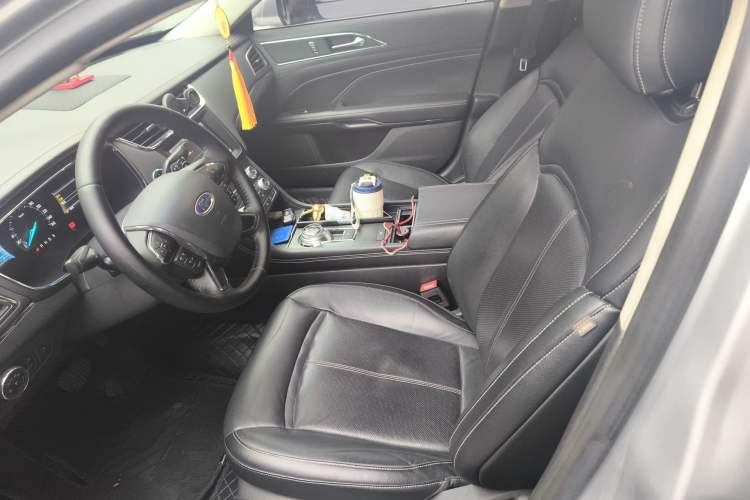 Used Ford Taurus 2015 EcoBoost 245 Fashion Edition Left Front Seat