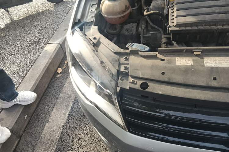 Used Volkswagen Jetta 2013 1.6L Manual Fashion Edition
