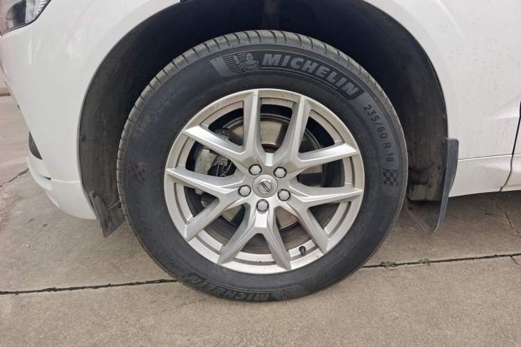 Used Volvo XC60 2019 T5 4x4 Smart Edition China V Standard