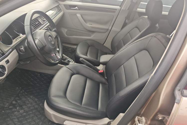 Used Volkswagen Bora 2015 Qihui Edition 1.6L Automatic Fashion Model