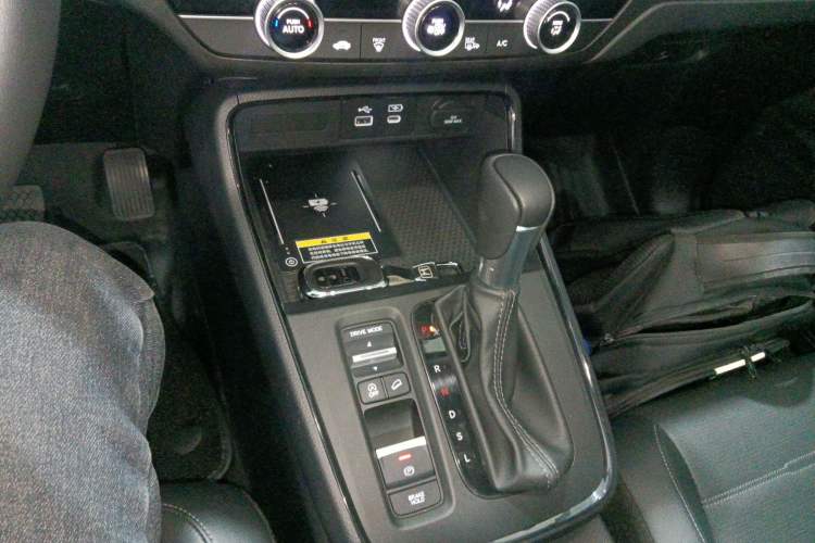 Used Honda CR-V 2024 240TURBO Two-Wheel-Drive FENGSHANG Edition 5 Seats Gear Lever