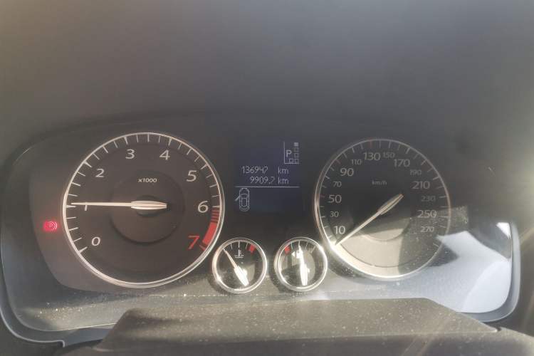 Used Renault Latitude 2011 2.5L Automatic Luxury Navigation Edition