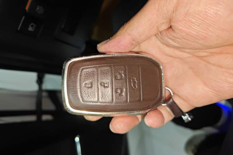 Used Toyota Alphard 2023 Dual-Motor 2.5L Premium Golden Edition