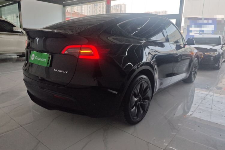 Used Tesla Model Y 2023 Long-Range All-Wheel-Drive Version