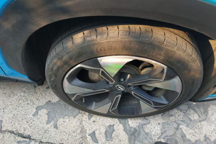 Used AION V 2020 80 Intelligent Technology Edition Right Front Wheel Hub