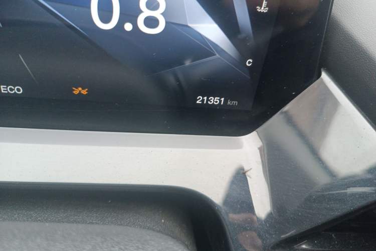 Used CHANGAN OSHAN Z6 2023 Blue Whale 1.5T DCT Smart Edition
