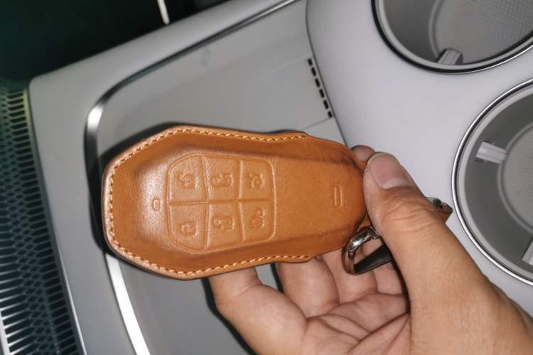 Used XPeng X9 2025 740 Ultra-Long Range Max