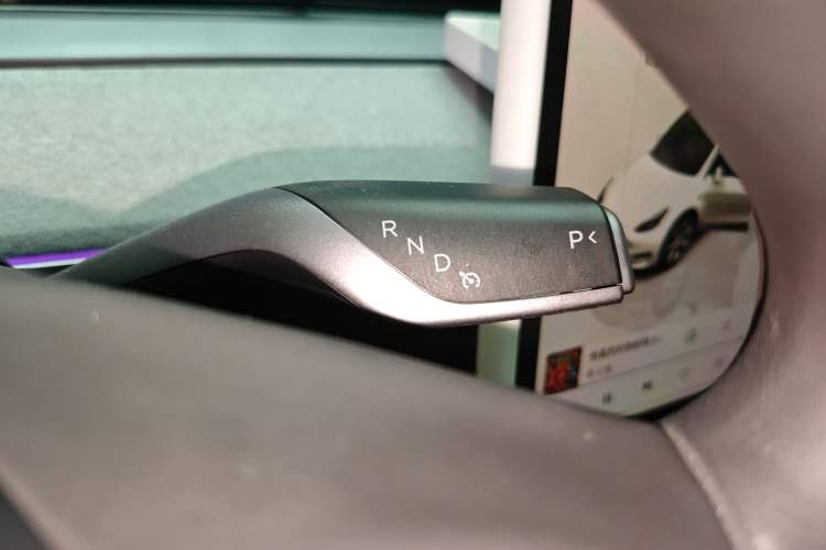 Used Tesla Model Y 2024 Rear-Wheel-Drive Version