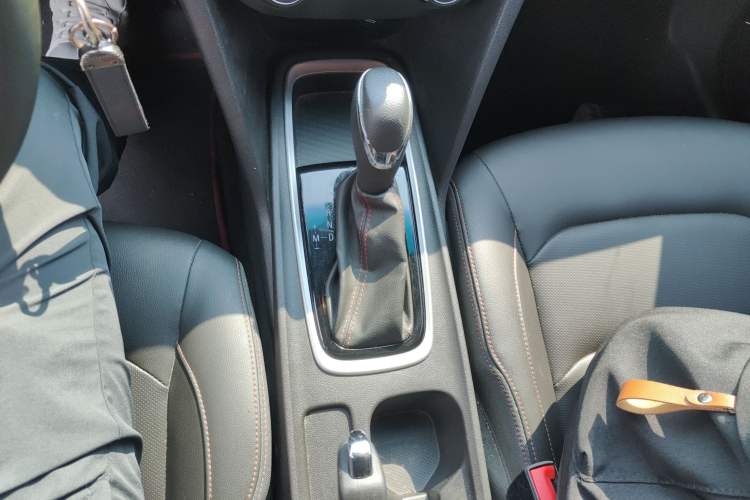 Used Chevrolet Monza 2019 RS 330T Automatic Comfort Edition China VI Standard Gear Lever