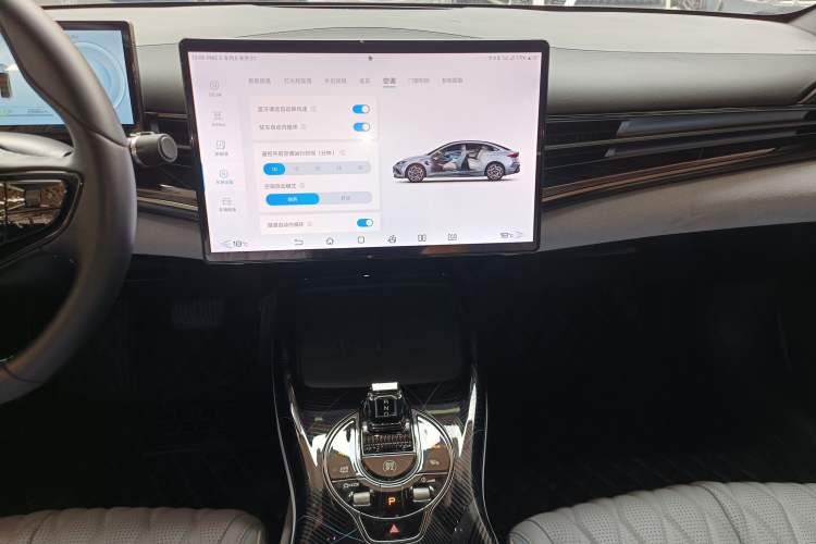 Used BYD Seal 2022 550 km Standard Range Rear-Wheel Drive Elite Version