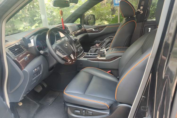 Used Nissan Quest 2015 3.5L SL