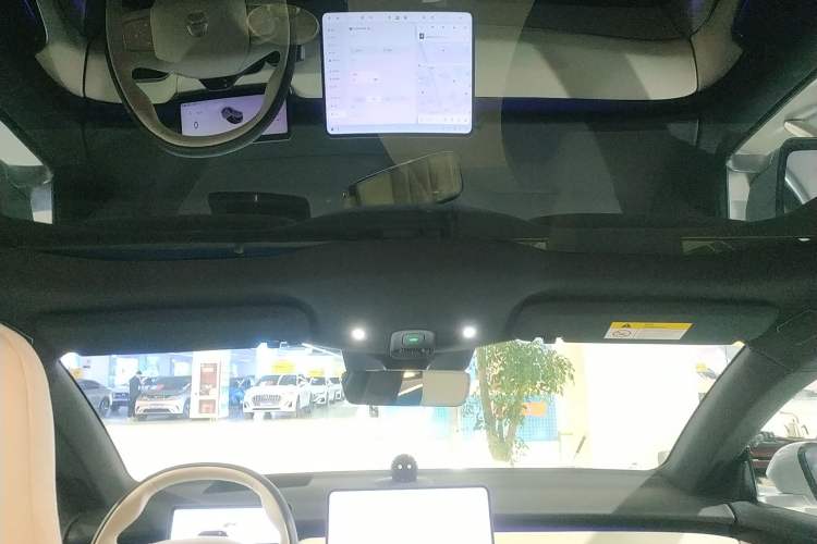 Used Nio ET5 2025 75 kWh