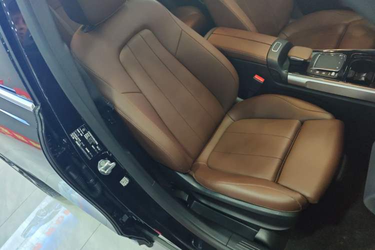 Used Mercedes-Benz GLB 2023 GLB 220 Fashion Model
