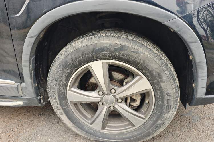 Used Haval H6 2015 Revised Version Sport Edition 1.5T Manual Transmission Two-Wheel Drive Elite Grade
