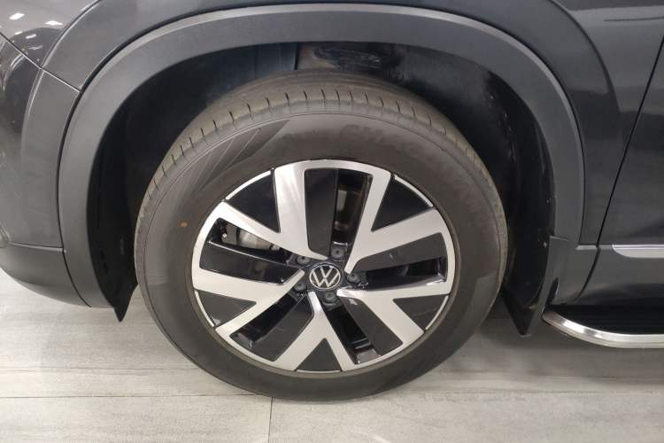 Used Volkswagen Tayron 2024 330TSI Two-Wheel Drive Luxury Plus Advanced Version
