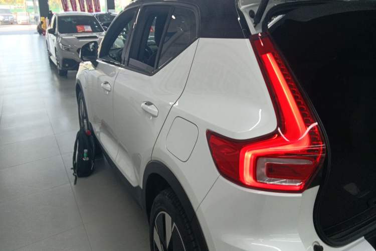 Used Volvo XC40 New Energy 2024 Long-Range PRO Version
